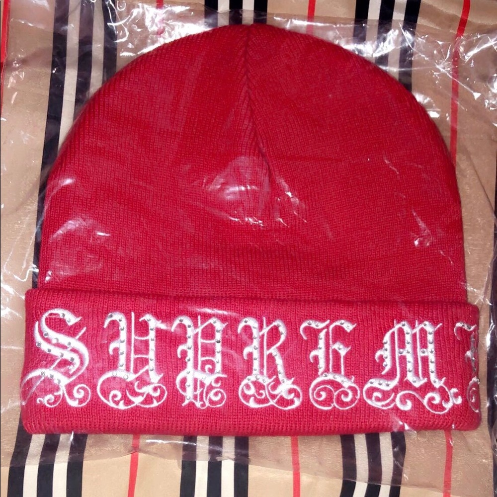 Red Supreme rhinestone logo